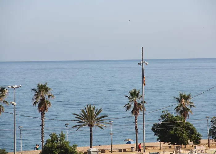 Front Canet